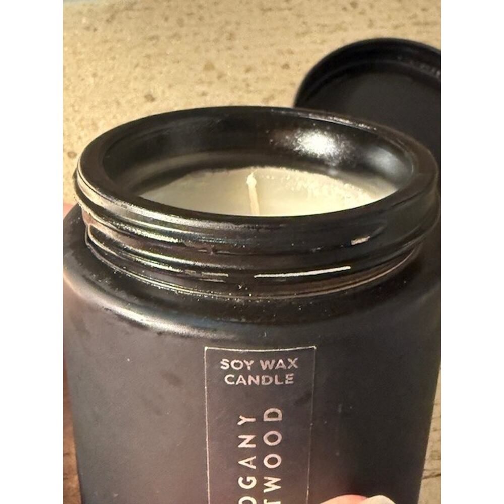 THRESHOLD Driftwood and Mahogany Soy Candle 18 HR BURN